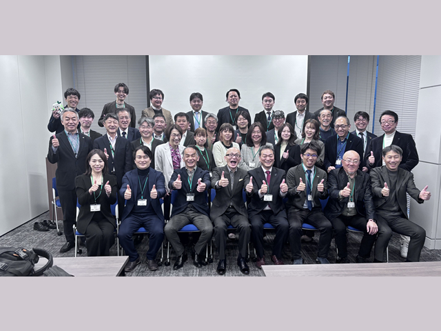 経営者研修会参会者の集合写真