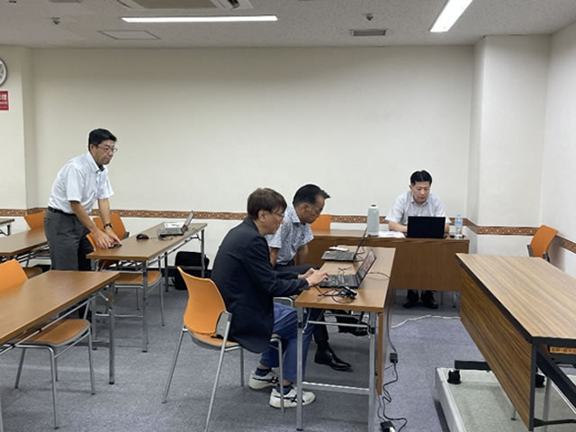オンライン社員研修会の配信現場の様子